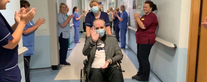  NHS staff form Guard of Honour for colleague John 